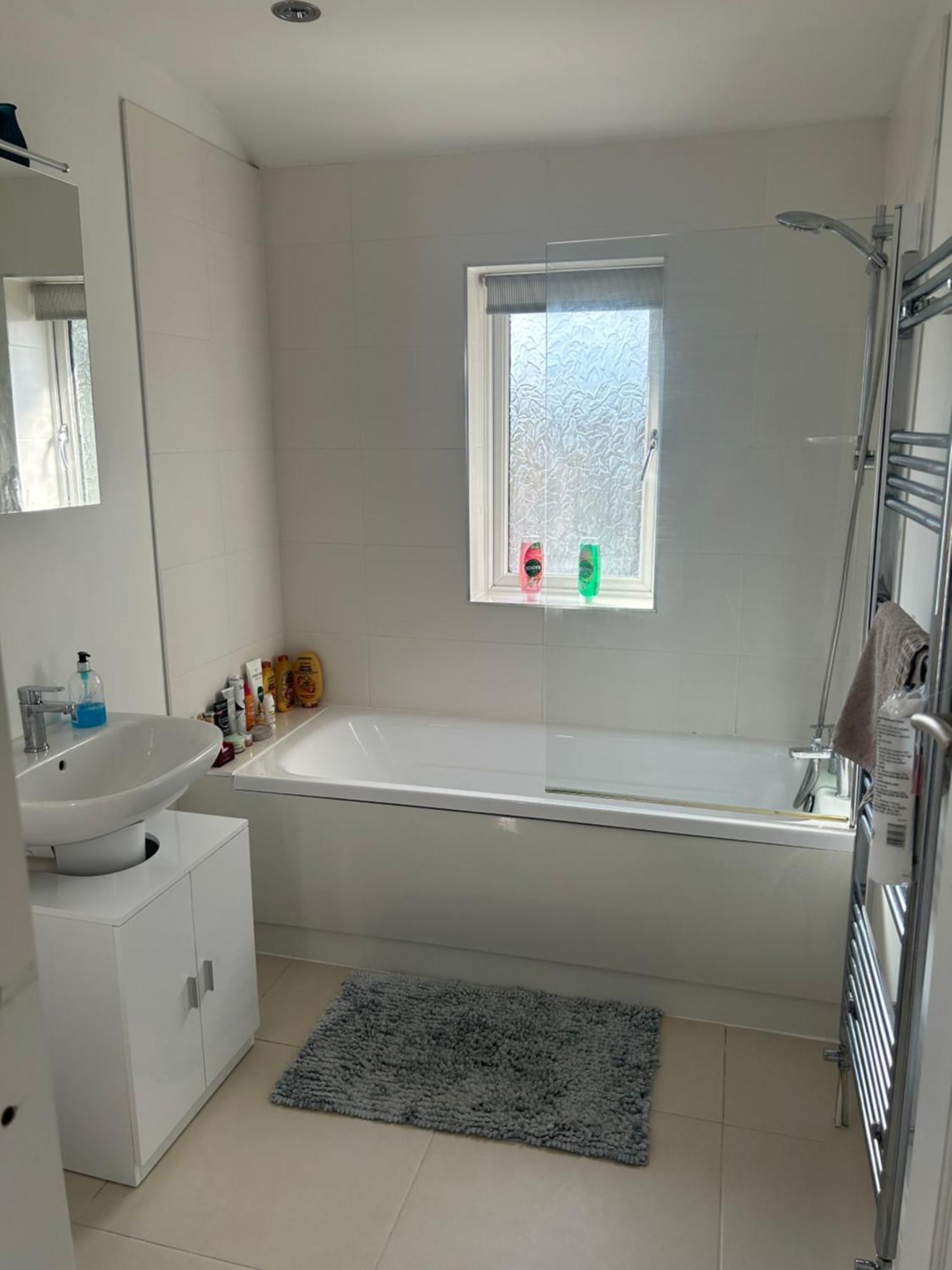 Lovely, Large Double Bedroom With Park View In Home Hazel Grove Eksteriør billede