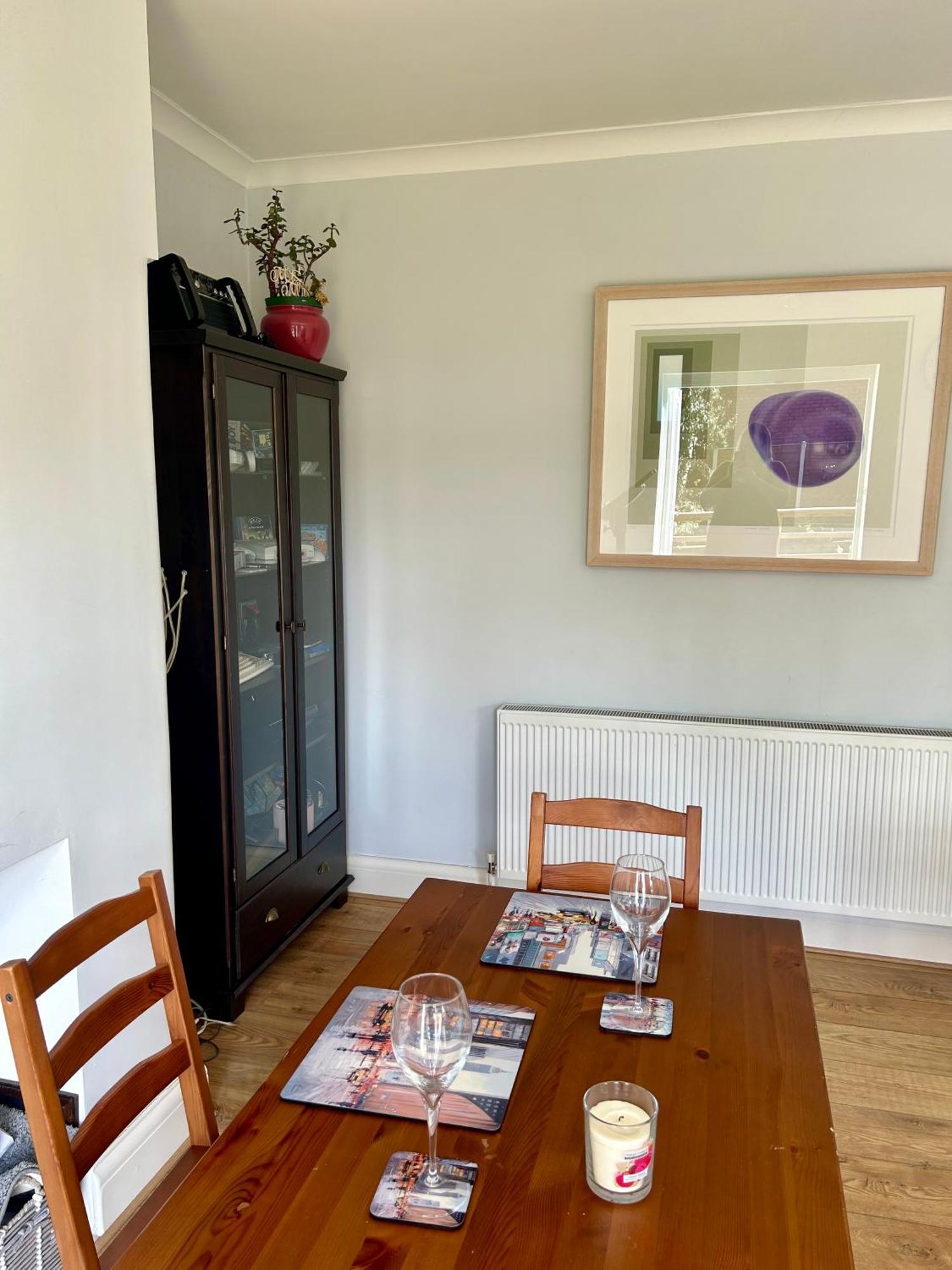 Lovely, Large Double Bedroom With Park View In Home Hazel Grove Eksteriør billede