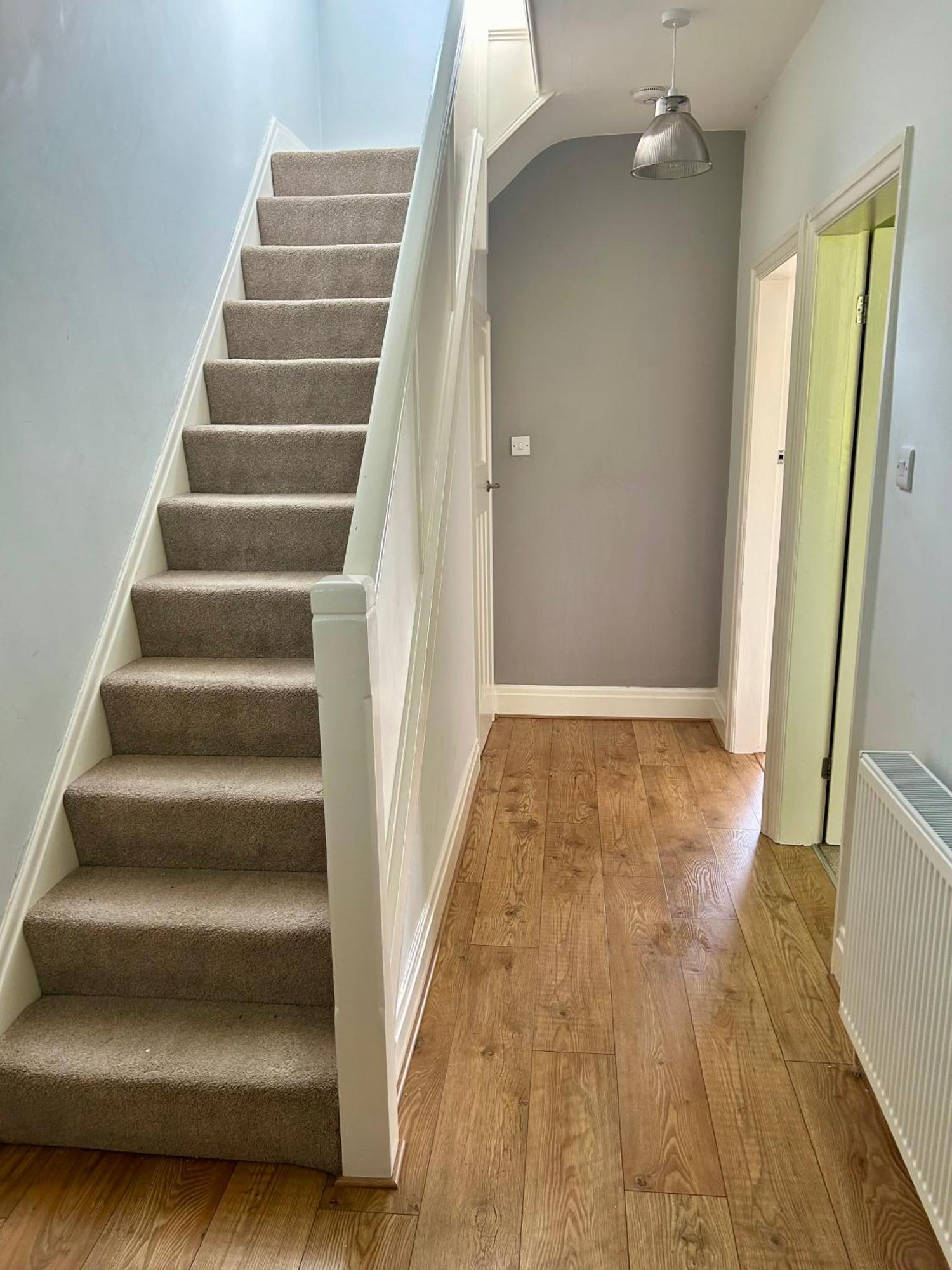 Lovely, Large Double Bedroom With Park View In Home Hazel Grove Eksteriør billede